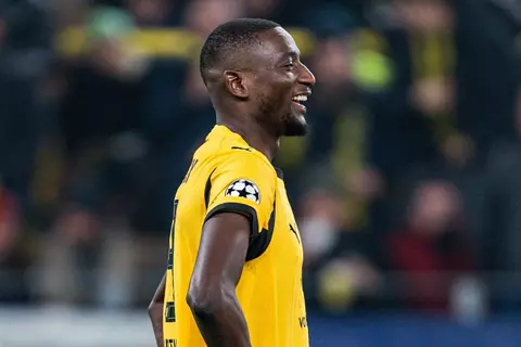 جيراسي يشعل منافسة بين كبار الدوري الإنجليزي